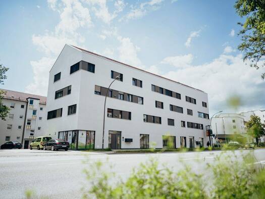 Wohnung zur Miete 965 € 2,5 Zimmer 69 m² 1. Geschoss frei ab 01.05.2026 Luitpoldstraße 71 West Landshut 84034