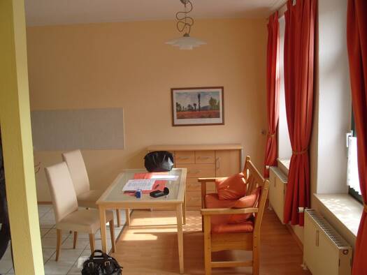 Wohnung zur Miete 750 € 2 Zimmer 74 m² Geschoss 4/5 frei ab 01.04.2026 Reudnitz-Thonberg Leipzig 04317