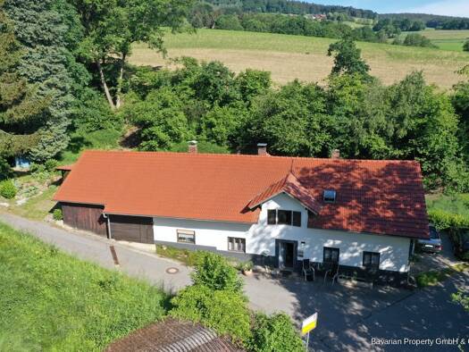 Bauernhaus zum Kauf 5 Zimmer 180 m² 1.623 m² Grundstück Haunkenzell Rattiszell / Haunkenzell 94372
