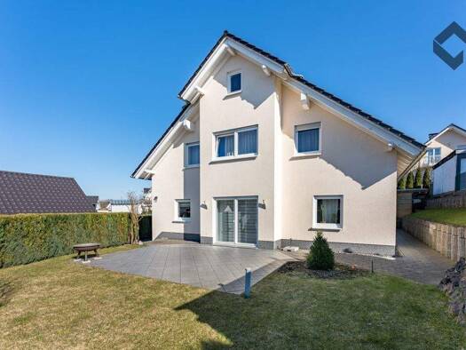 Einfamilienhaus zum Kauf provisionsfrei 649.500 € 6 Zimmer 165,5 m² 615 m² Grundstück Attendorn 57439