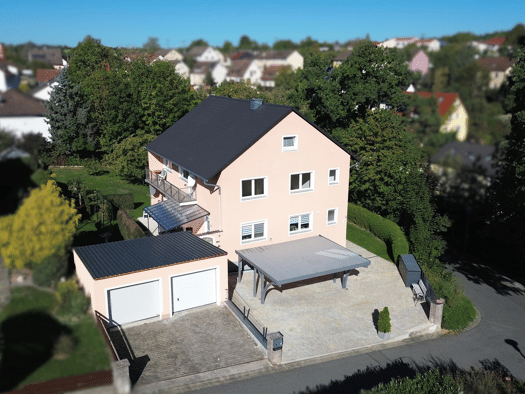 Wohnung zum Kauf 349.000 € 4 Zimmer 97 m² Geschoss 1/2 frei ab sofort Gräfenberg Gräfenberg 91322