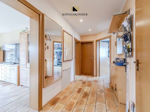 Wohnung zum Kauf 369.000 € 3 Zimmer 84 m² Schorndorf 73614