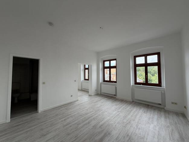 Wohnung zum Kauf 35.500 € 1 Zimmer 30,4 m² 3. Geschoss Lutherstraße 17 Südstadt Görlitz 02826