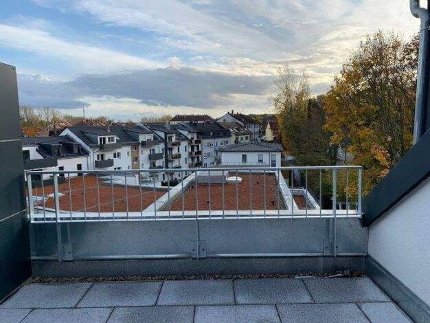 Wohnung zur Miete 1.400 € 3 Zimmer 104,2 m² 4. Geschoss Würzburger Straße 29 Weststadt Fürth 90766