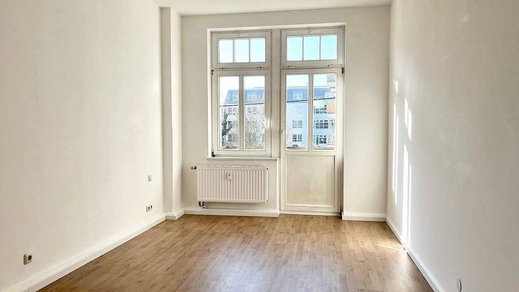 Wohnung zur Miete 1.093 € 3 Zimmer 109,3 m² 2. Geschoss frei ab 01.06.2026 Paulstraße 1 Äußere Neustadt Dresden 01099