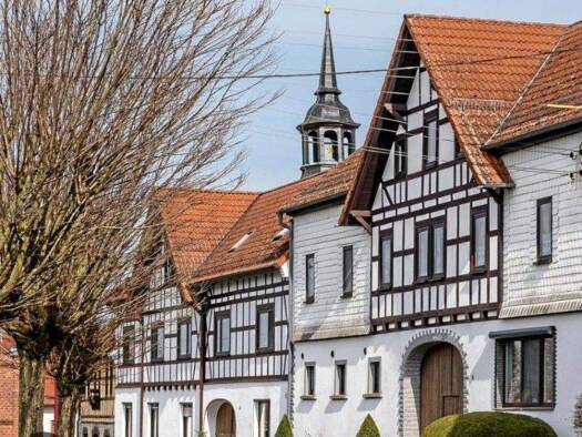 Bauernhaus zum Kauf provisionsfrei 9 Zimmer 195 m² 3.750 m² Grundstück Paska 07381