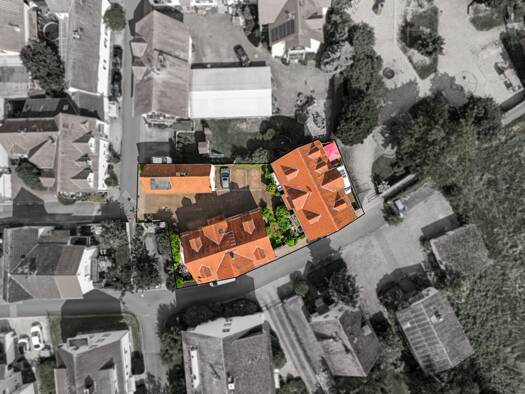 Mehrfamilienhaus zum Kauf provisionsfrei als Kapitalanlage geeignet 2.099.000 € 643,1 m² Ober-Eschbach Bad Homburg vor der Höhe 61352