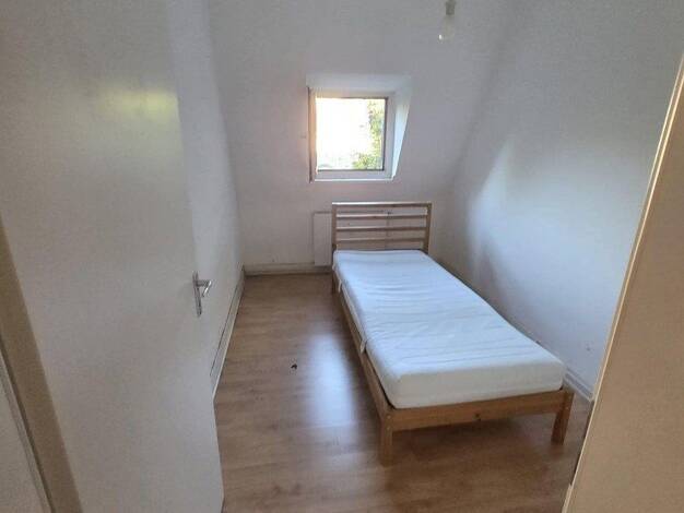 Wohnung zur Miete 400 € 2 Zimmer 45 m² 3. Geschoss Moselstr. 35 Altstadt Duisburg 47051