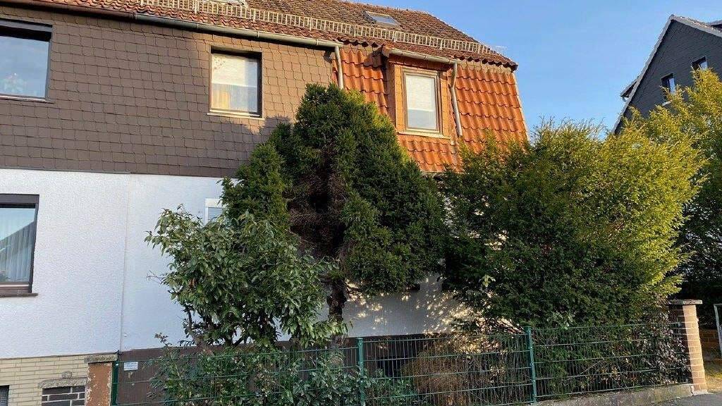 Doppelhaushälfte zum Kauf 165.000 € 5 Zimmer 150 m² 686 m² Grundstück Nörten-Hardenberg 37176