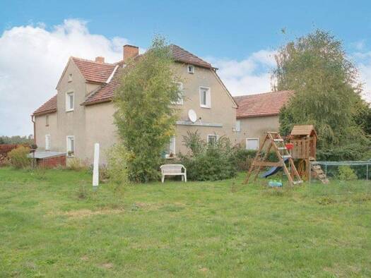 Einfamilienhaus zum Kauf provisionsfrei 123.000 € 5 Zimmer 162,3 m² 2.550 m² Grundstück frei ab 01.03.2026 Wiednitz Bernsdorf 02994