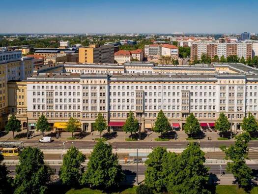 Wohnung zur Miete 711 € 3 Zimmer 92,4 m² 2. Geschoss Ernst-Reuter-Allee 20 Altstadt Magdeburg 39104