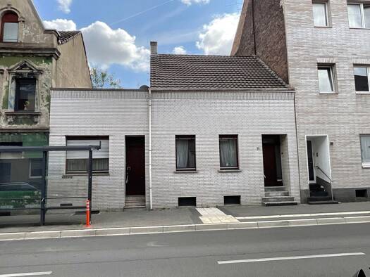 Einfamilienhaus zum Kauf 215.000 € 7 Zimmer 141 m² 211 m² Grundstück frei ab sofort Alt-Homberg Duisburg 47198