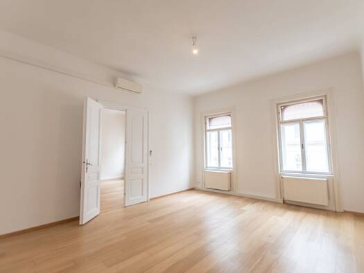 Wohnung zur Miete 2.252 € 4 Zimmer 2. Geschoss Lindengasse Neubau 1070