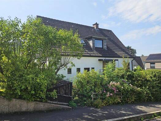 Einfamilienhaus zum Kauf 395.000 € 6 Zimmer 130 m² 681 m² Grundstück Niederbonsfeld Hattingen 45529