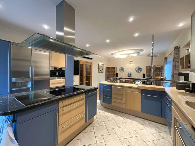 Einfamilienhaus zum Kauf 1.190.000 € 9 Zimmer 557 m² 3.588 m² Grundstück Elgershausen Kassel 34270