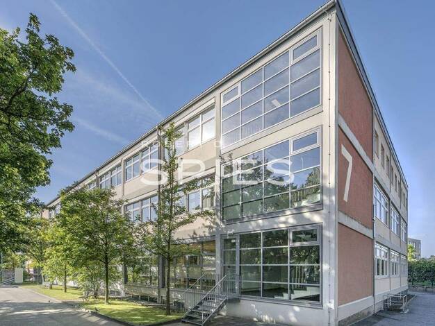 Lagerhalle zur Miete provisionsfrei 9,50 € 5.314 m² Lagerfläche teilbar ab 400 m² Bramfeld Hamburg 22179