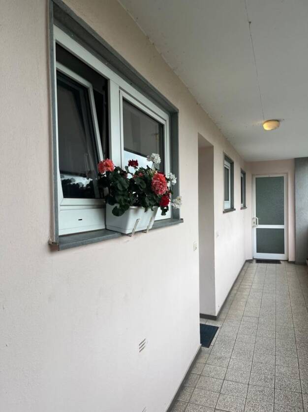 Wohnung zum Kauf provisionsfrei 199.000 € 2 Zimmer 67 m² 6. Geschoss Montanusstraße 4 Mülheim Köln 51065