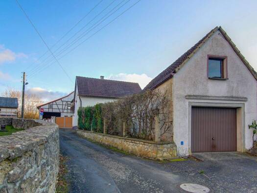 Mehrfamilienhaus zum Kauf 159.000 € 6 Zimmer 159 m² 646 m² Grundstück frei ab 01.02.2026 Zimmritz 18 Zimmritz Milda 07751