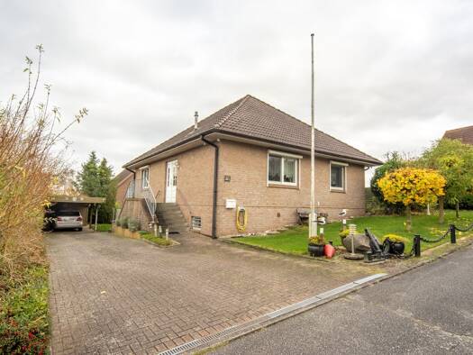 Einfamilienhaus zum Kauf 445.500 € 7 Zimmer 192 m² 677 m² Grundstück Darry Panker / Darry 24321