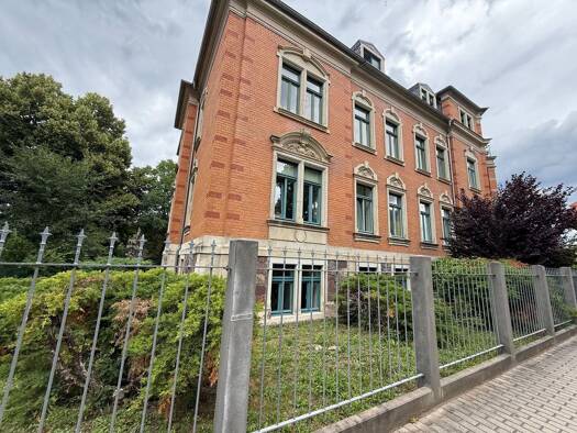 Wohnung zur Miete 550 € 2 Zimmer 71,5 m² frei ab 01.08.2026 Coschützer Straße  16 Plauen Dresden 01187