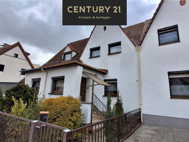 Reihenmittelhaus zum Kauf 85.000 € 4 Zimmer 72,9 m² 331 m² Grundstück frei ab sofort Lusan Gera 07549