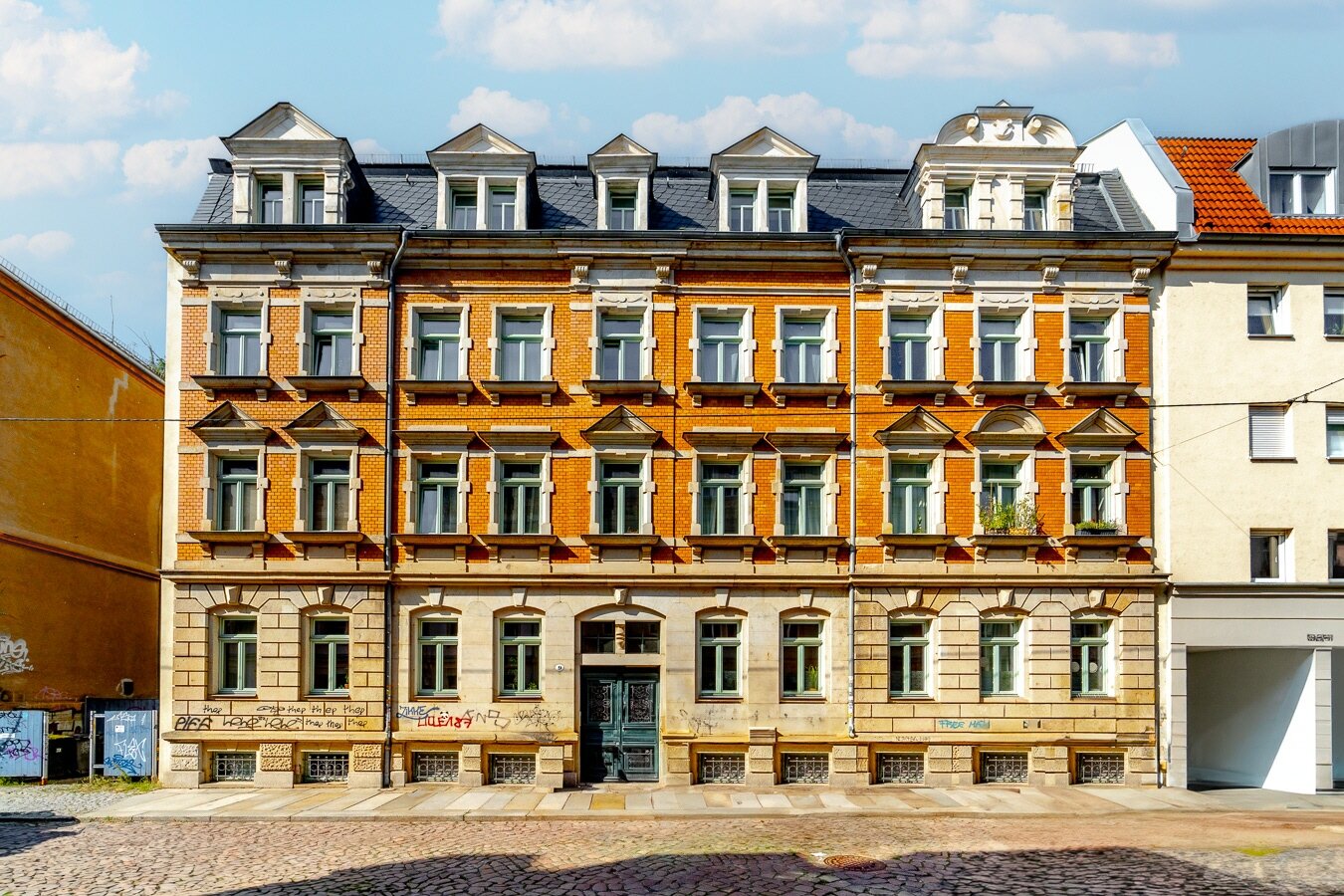 Mehrfamilienhaus zum Kauf als Kapitalanlage geeignet 2.150.000 € 789 m²<br/>Wohnfläche 720 m²<br/>Grundstück ab 789 m²<br/>Teilbarkeit Äußere Neustadt (Frühlingstr.) Dresden 01099