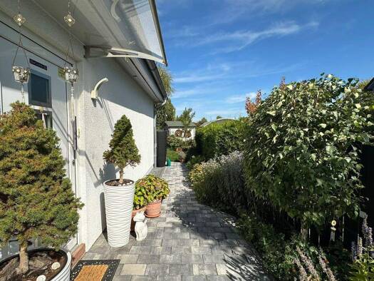 Bungalow zum Kauf 475.000 € 4 Zimmer 149 m² 570 m² Grundstück Eischleben Amt Wachsenburg OT Eischleben 99334