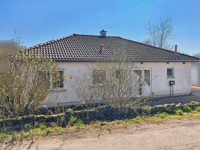 Bungalow zum Kauf 289.000 € 4,5 Zimmer 115 m² 620 m² Grundstück Innenstadt Pirmasens 66954