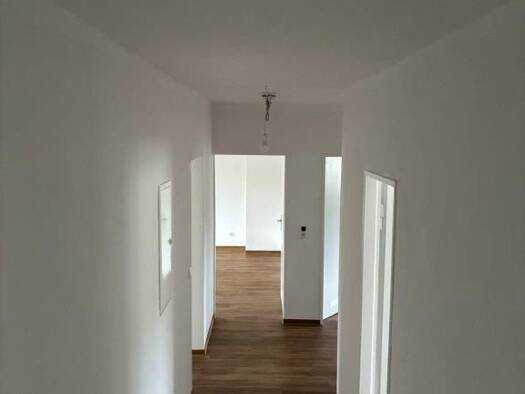 Wohnung zur Miete 555 € 3,5 Zimmer 77,4 m² 2. Geschoss frei ab 16.08.2025 Höbäckerweg 14 Schlüchtern 36381