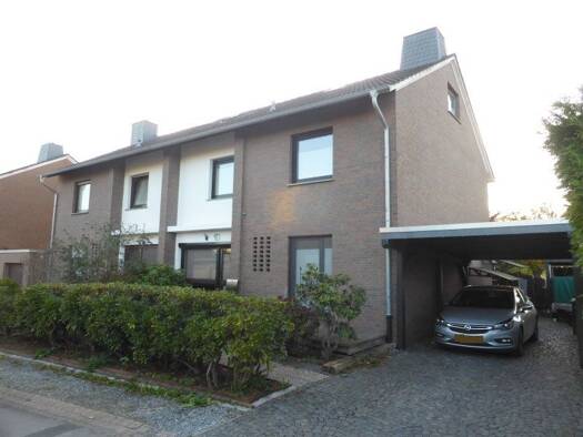 Doppelhaushälfte zum Kauf 245.000 € 4 Zimmer 117 m² 389 m² Grundstück frei ab 01.01.2026 Dankersen Minden-Dankersen 32423