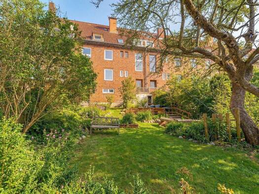 Mehrfamilienhaus zum Kauf 249.900 € 9 Zimmer 196,3 m² Schleswig 24837