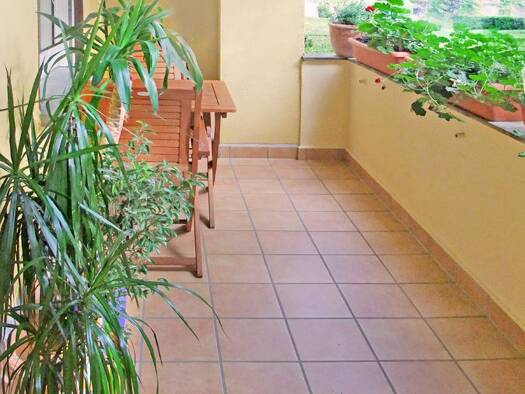 Wohnung zum Kauf 365.000 € 4 Zimmer 82 m² EG Seckbach Frankfurt am Main 60389