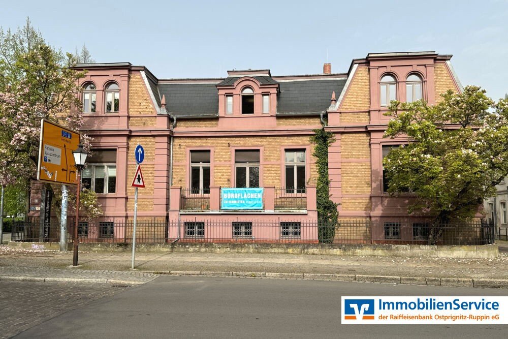 Bürofläche zur Miete provisionsfrei 2.144 € 268 m²<br/>Bürofläche Neuruppin Neuruppin 16816