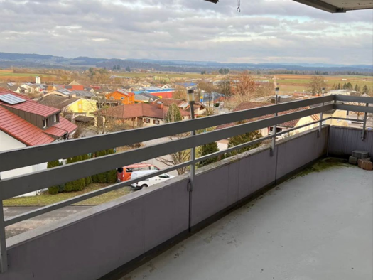 Wohnung zur Miete 1.050 € 3 Zimmer 80 m² Geschoss -3/5 frei ab 01.04.2026 Lottstetten 79807