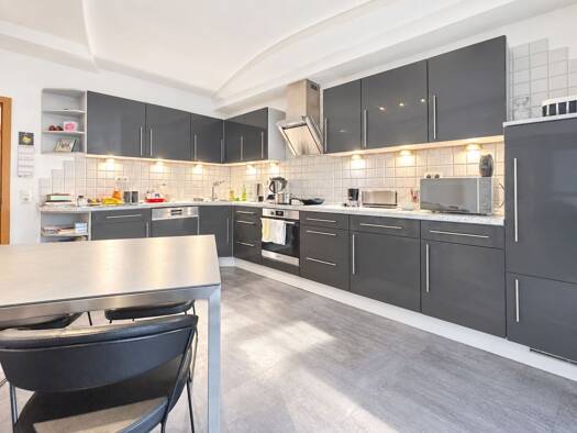 Mehrfamilienhaus zum Kauf 690.000 € 9 Zimmer 308 m² 927 m² Grundstück Schwarmstedt Schwarmstedt 29690