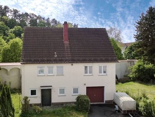 Einfamilienhaus zum Kauf 230.000 € 5 Zimmer 85,9 m² 323 m² Grundstück frei ab sofort Giengen Giengen an der Brenz 89537