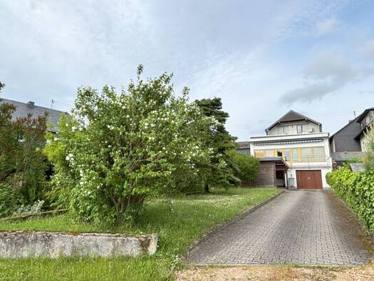 Haus zum Kauf 249.000 € 11 Zimmer 220 m² 700 m² Grundstück Damscheid 55432