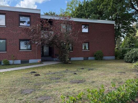 Wohnung zum Kauf 229.000 € 2,5 Zimmer 83,6 m² Geschoss 1/1 frei ab 01.01.2027 Friedrichstraße 63 a Tornesch 25436