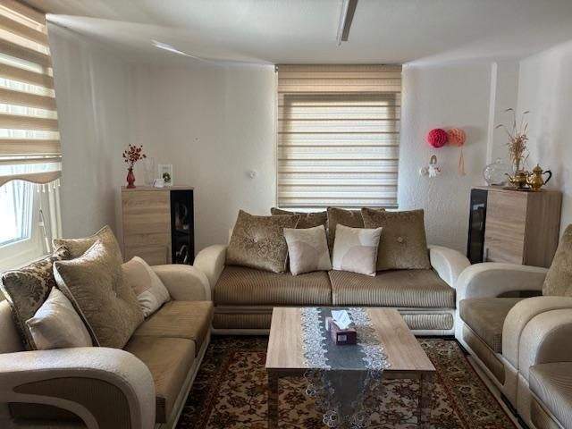 Immobilie in St. Blasien - Solide Rendite & Ausbauchance - Mehrfamilienhaus mit 4 Wohnungen in bester Ortslage - Bild 2