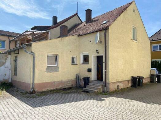 Haus zum Kauf 120.000 € 152 m² Grundstück Burglengenfeld 93133