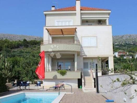 Einfamilienhaus zum Kauf 1.650.000 € 10 Zimmer 500 m² Podstrana Podstrana 21311