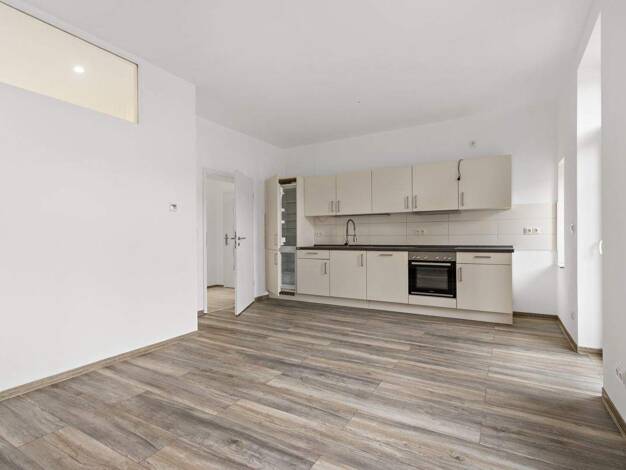 Wohnung zur Miete 670 € 3 Zimmer 72,5 m² 1. Geschoss Sagisdorfer Straße 1 Freiimfelde Halle (Saale) / Ost 06112
