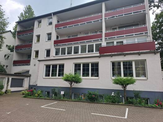 Wohnung zur Miete 435 € 2 Zimmer 65 m² 1. Geschoss frei ab sofort Weserstr. 1 Bergerhausen Essen 45136