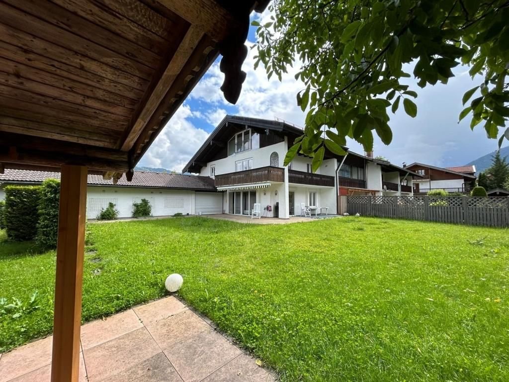 Haus zum Kauf 6 Zimmer 240,7 m²<br/>Wohnfläche 696 m²<br/>Grundstück Weißach Kreuth 83700