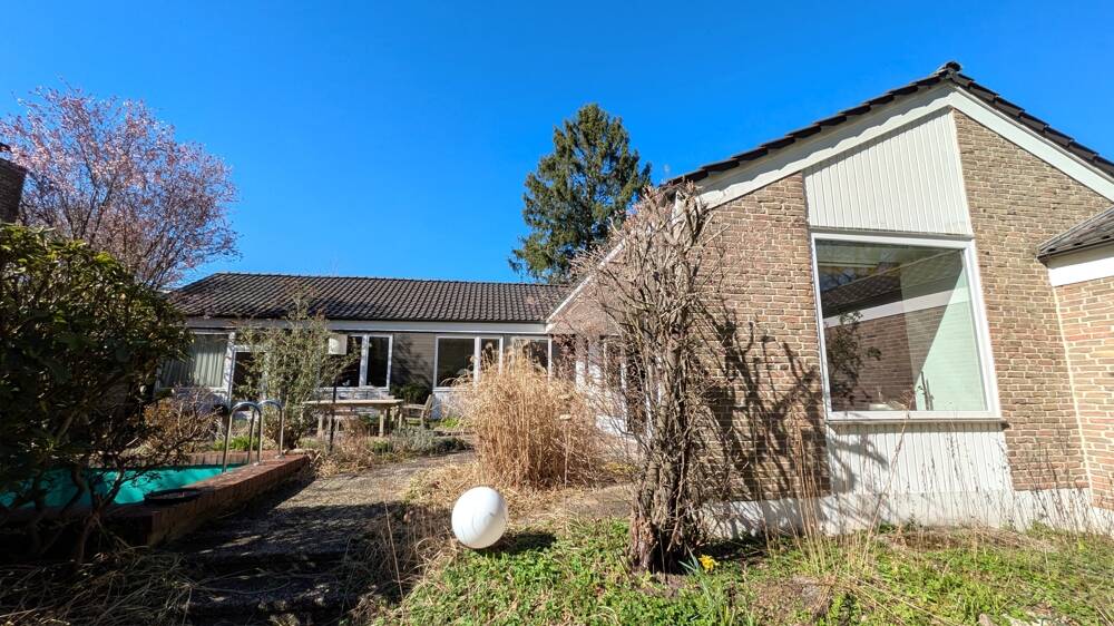 Immobilie in Hatten - Gepflegter Bungalow mit viel Platz auf großem Grundstück  in ruhiger und zentraler Lage in Sandkrug - Bild 2