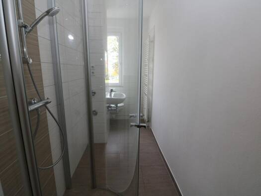 Wohnung zur Miete 379 € 2 Zimmer 47,1 m² EG Max-Roscher-Straße 8 Freiberg Freiberg 09599