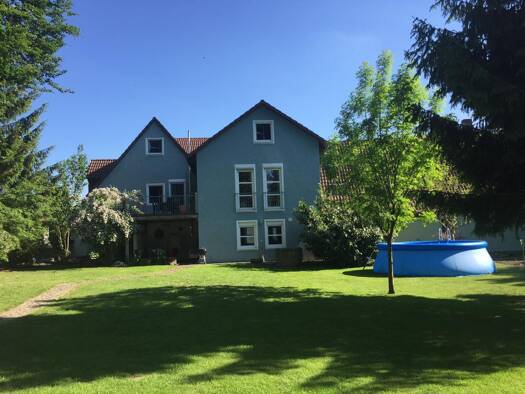 Einfamilienhaus zum Kauf 580.000 € 17 Zimmer 360 m² 2.060 m² Grundstück frei ab sofort Geesdorf Wiesentheid 97353