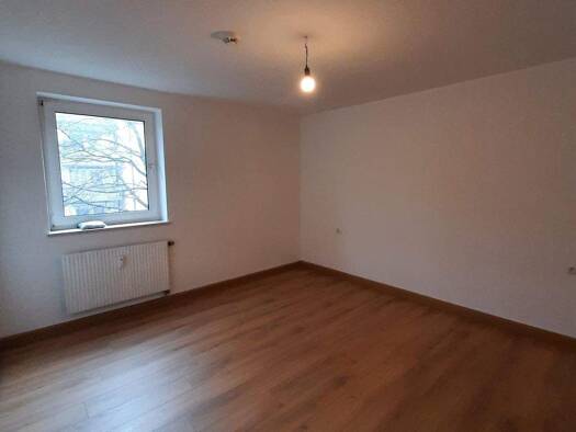 Studio zur Miete 605 € 2 Zimmer 49,4 m² EG Innenstadt Rosenheim 83022