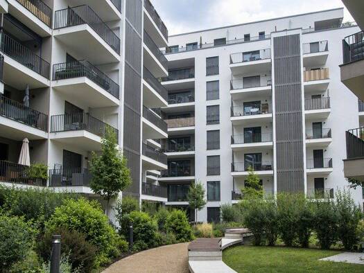 Wohnung zur Miete 1.350 € 2 Zimmer 58,4 m² EG Ostend Innenstadt IV 60314