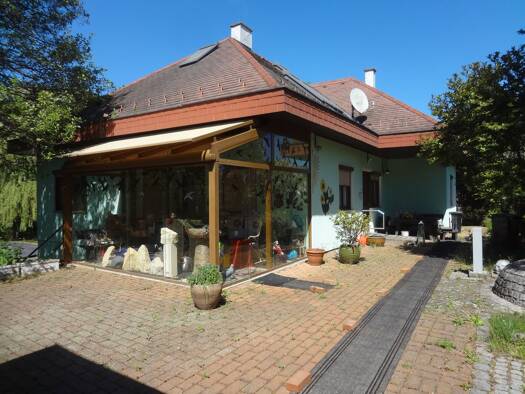 Einfamilienhaus zum Kauf 490.000 € 7 Zimmer 300 m² 5.112 m² Grundstück Markt Sankt Martin 7341